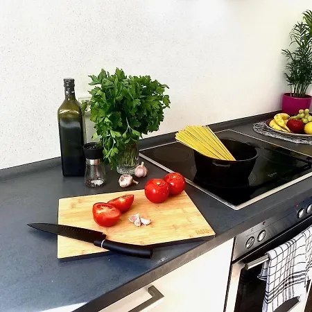 Appartement Close To Center App With Balcony Netflix And Self Checkin Augsburg