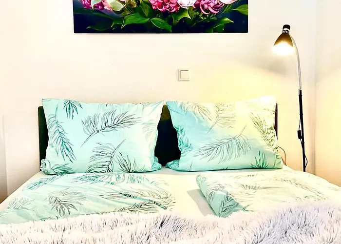 Close To Center App With Balcony Netflix And Self Checkin