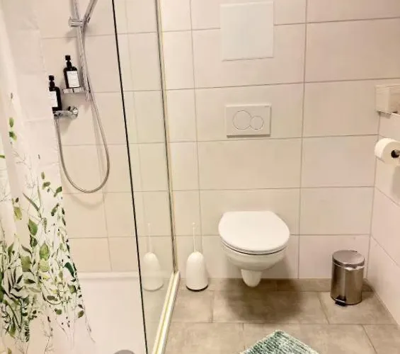 Close To Center App With Balcony Netflix And Self Checkin Appartement